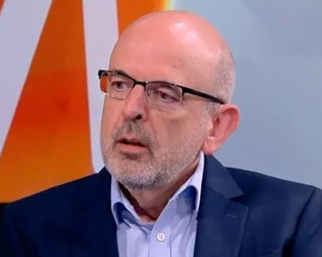 Какво да правим с парите си в брой в месеците преди превалутирането?