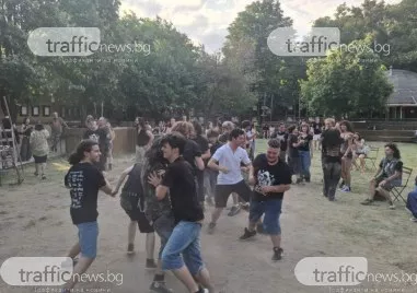 Втори ден здрав рок тресе Младежкия хълм