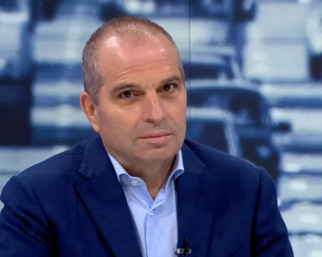 Гроздан Караджов свиква спешна среща утре след гафа на летище 