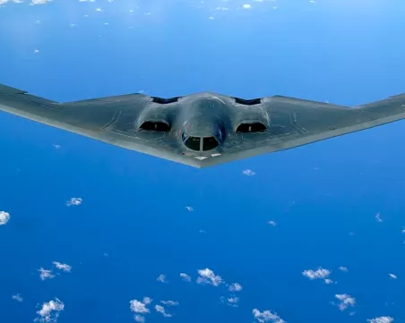 САЩ пращат на 9200 км от Иран бомбардировачи B-2