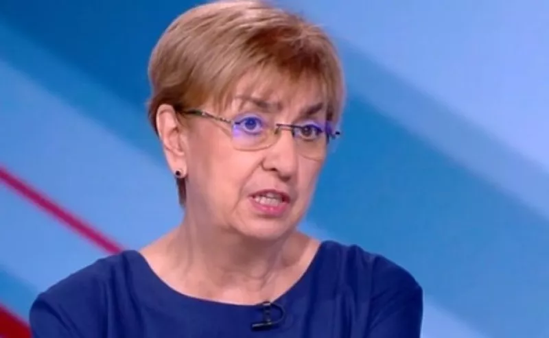Екатерина Михайлова: Радев не може да направи голям политически проект, той разединява хората