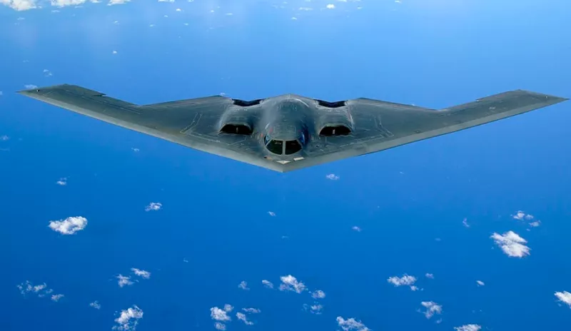 САЩ пращат на 9200 км от Иран бомбардировачи B-2