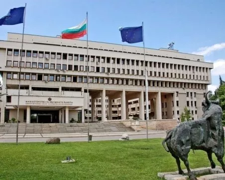 МВнР: Не трябва да се допуска Иран да развива ядрена програма с военни цели