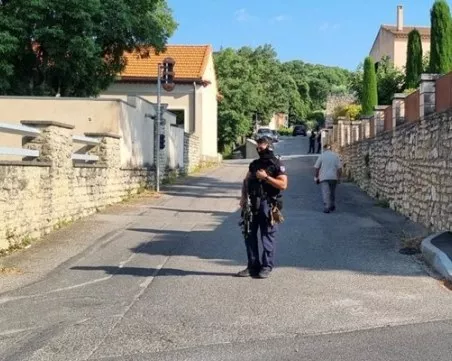 Разчистване на сметки във връзка с трафик на дрога е в основата на стрелбата по време на сватба във Франция