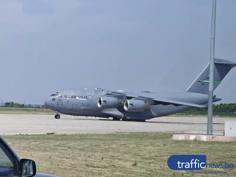 Американски военен самолет прелетя над Пловдив –  граждани разтревожени след събитията в Близкия изток
