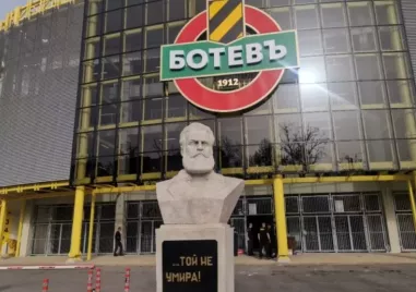  Прочетете ощеБотев публикува нова информация за преговорите за прехвърляне на