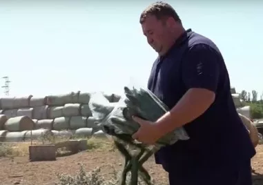 В знак на протест срещу вноса който срина изкупните цени