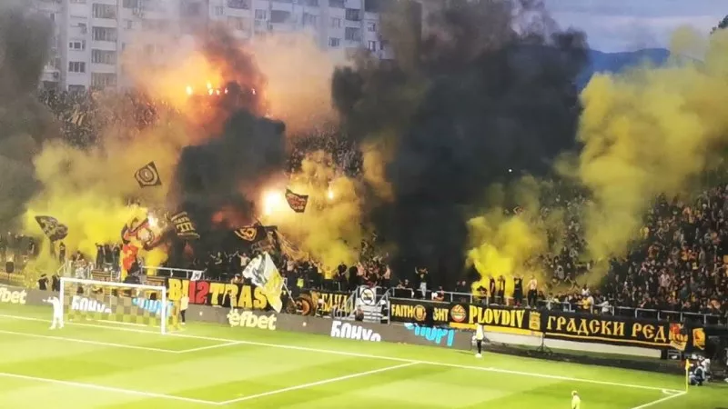 Една от най големите фракции на Ботев Пловдив Лудата банда публикува