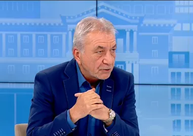 КЗК проверява за картели и господстващо положение с еврото