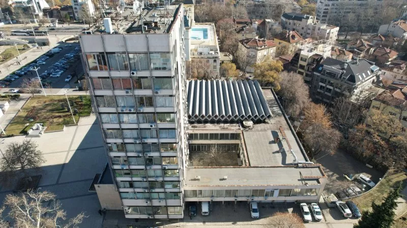 Общината обяви поръчка за санирането на бившия Партиен дом за 9,5 млн. лева