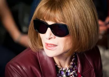 След близо четири десетилетия като главен редактор на американското елитно