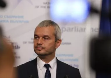 Възраждане внесе вот на недоверие за провала на правителството по