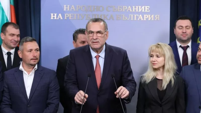 Групата на Ахмед Доган в парламента вече официално носи името „Алианс за права и свободи