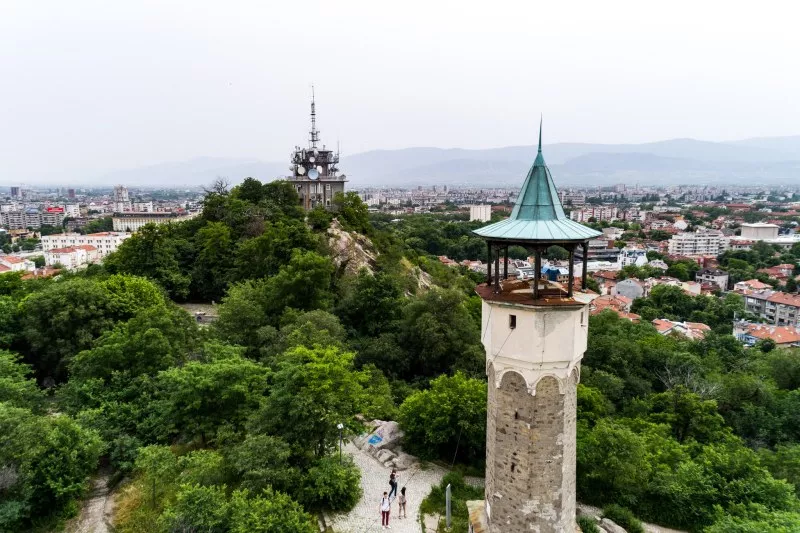 Облачно и с краткотрайни превалявания днес в Пловдив