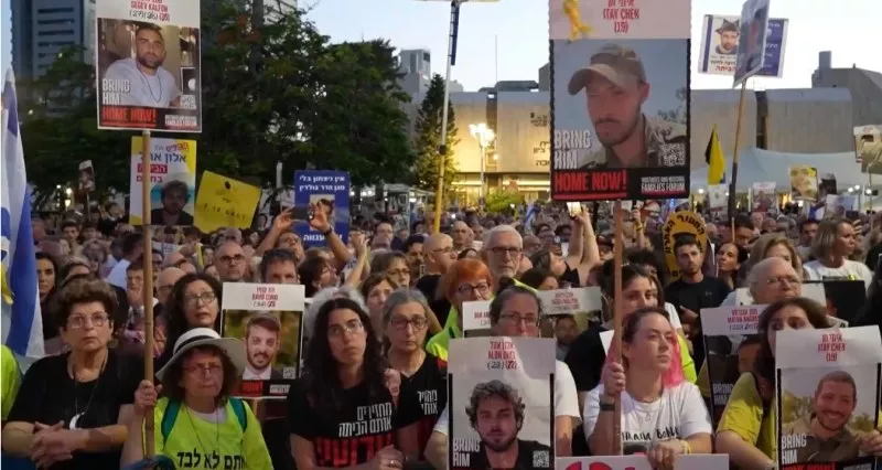 Хиляди израелци в Тел Авив протестираха срещу начина, по който се води войната в Газа
