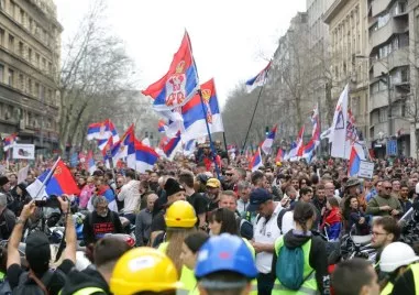 Студенти и част от опозицията призовават за бойкот на работата