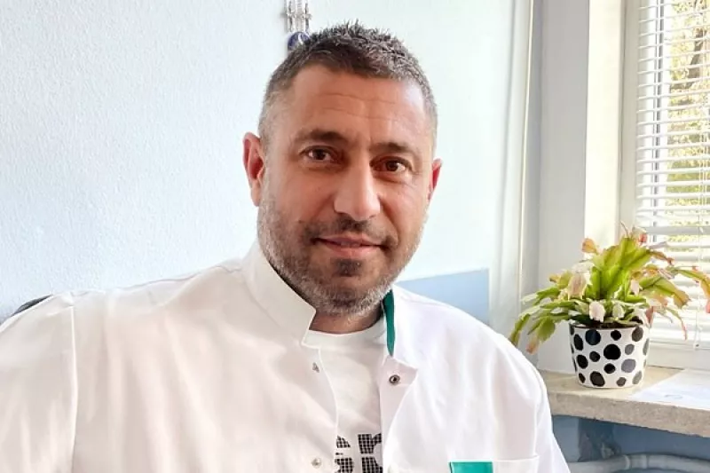 Спортният лекар д-р Георги Касабов ще се грижи за футболистите на Ботев