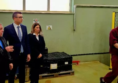 Вдигат заплатите във ВМЗ-Сопот, пускат и нови цехове
