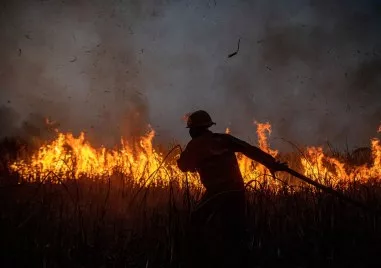 В 11 21 часа в Оперативния център на РДПБЗН Бургас е