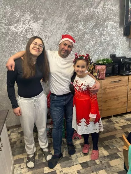 Баща на две малки деца се нуждае от помощта ни,