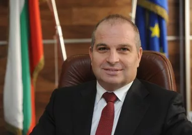 Гроздан Караджов: С ръководството на БДЖ се качваме по влакове, ще следим за проблеми
