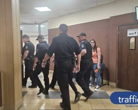 До дни: Момчето, причинило смъртта на майка си в Коматево, се изправя пред съда