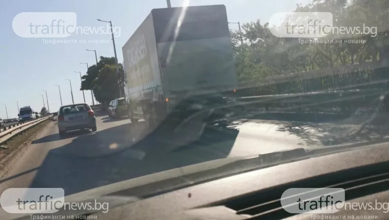Катастрофа между две коли и тир затапи надлез Родопи