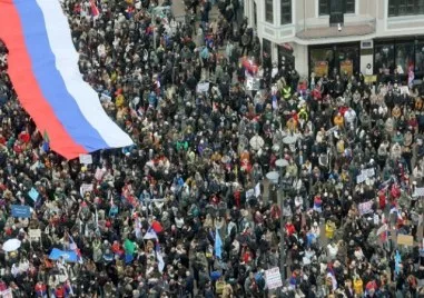Белград се събира отново срещу правителството – студентите с протестен марш тази вечер