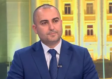 Депутатът от ГЕРБ Александър Иванов отрече твърденията на Асен Василев