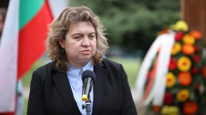 Киселова: Очакваме положителен резултат на 8 юли за приемането ни в еврозоната