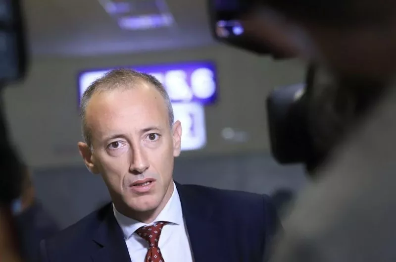 Министър Вълчев: Обмисляме интегрални изпити, обединяващи математика и природни науки