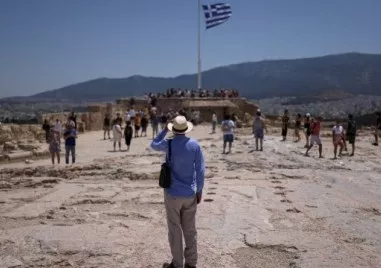 В Гърция въвеждат извънредни мерки за опазване живота на хората