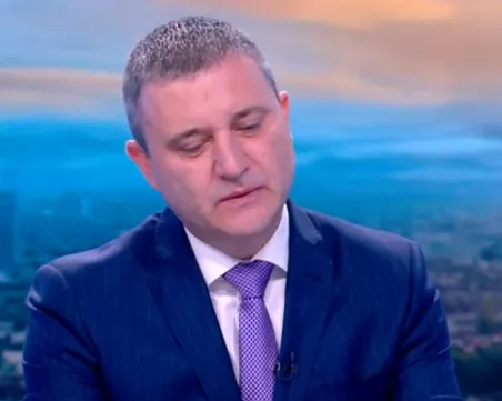 Владислав Горанов: Няма да има изменение на цените само заради замяната на валутата