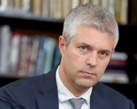 Екип на КПК е отвел кмета на Варна за разпит