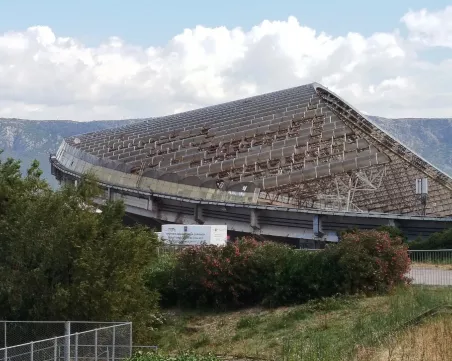 Мощна буря в Хърватия срути покрив на стадион, много материални щети и трима ранени след стихията