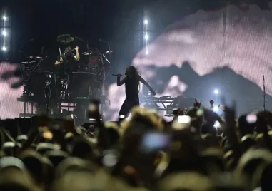 Haptic костюми ще направят концертите на Dream Theater Guns N’