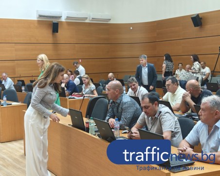 Нoвата група в местния парламент в Пловдив  предизвика смут, не се разбраха за местата