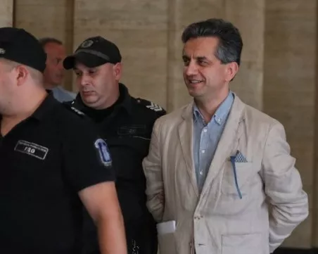 Бившият шеф на Пловдивската митница Мирослав Беляшки е пуснат под домашен арест от СГС