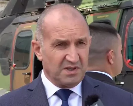 Радев: Нагло се лъже за 