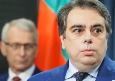 Националният съвет на Продължаваме промяната се събира, за да решава за вот на недоверие наесен