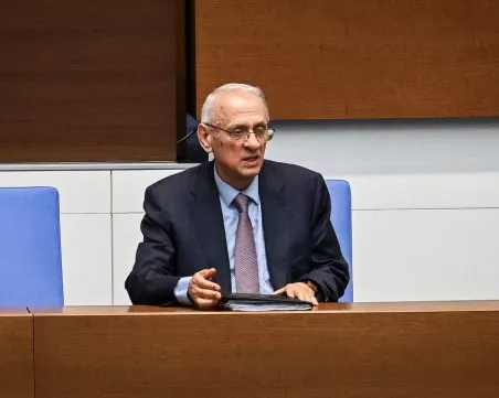 Министър Кирилов: Отговорил съм на над 130 въпроса на ПП на тема здравеопазване