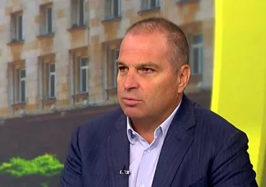 Министър Караджов: Вратичките за злоупотреба със системата за обучение на шофьори вече ги няма