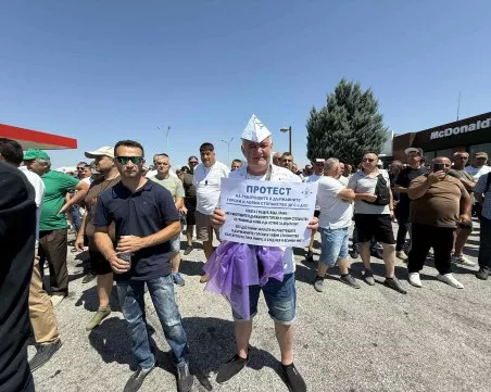 След срещата с министъра: Горските служители се споразумяха, между 15 и 20% увеличават заплатите