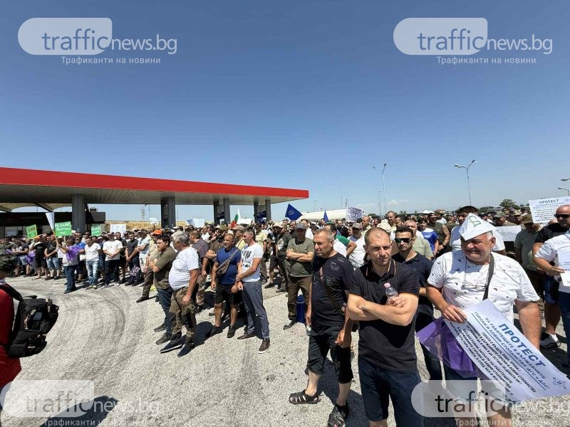 Протестът на горските служители приключи, министър Тахов ги чака за среща