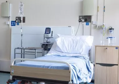 България е първа в ЕС по брой болнични легла и последна в дългосрочните медицински грижи