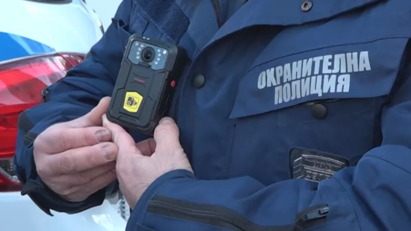 Купуват над 13 000 бодикамери за полицаите