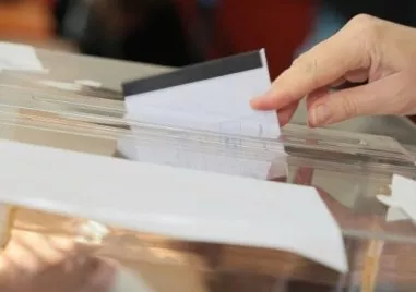 При избори днес: ГЕРБ печели убедително, ДПС-Ново начало настига ПП-ДБ