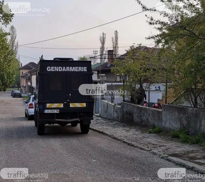 Бой в първомайско заведение: 20-годишен нападна полицай след пиянски скандал