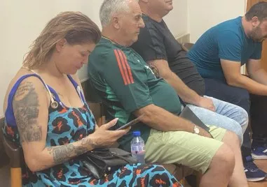 Певецът Жельо Петров стана причина да бъде арестувана за пореден