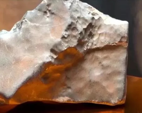 Продадоха на търг най-големия къс от Марс за 4,3 милиона долара